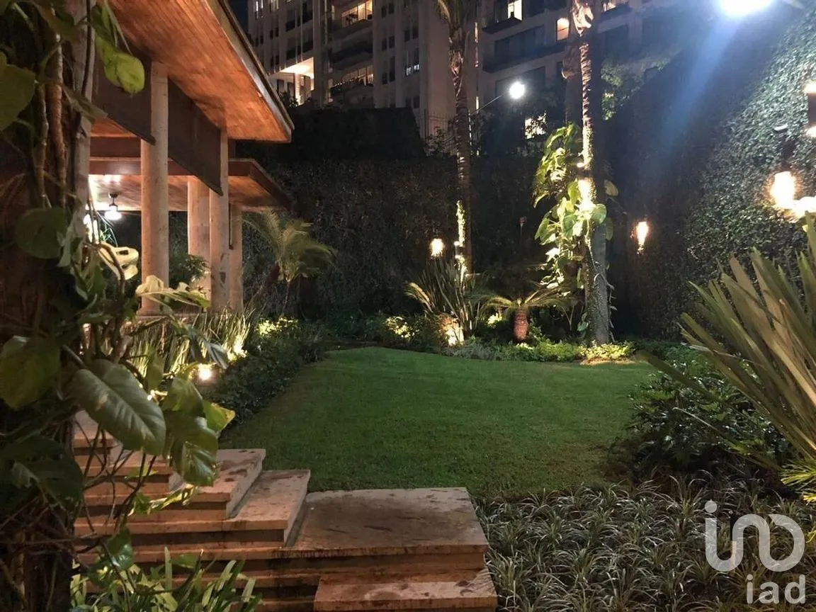 Casa en Venta en Colomos Providencia, Guadalajara, Jalisco | NEX-277874 | iad México | Foto 1 de 23