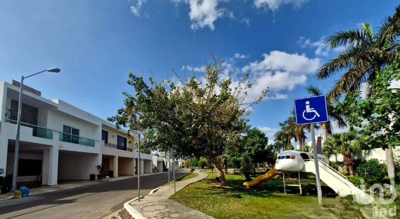 Casa en Venta en Gran Santa Fe, Mérida, Yucatán | NEX-227958 | iad México | Foto 2 de 26