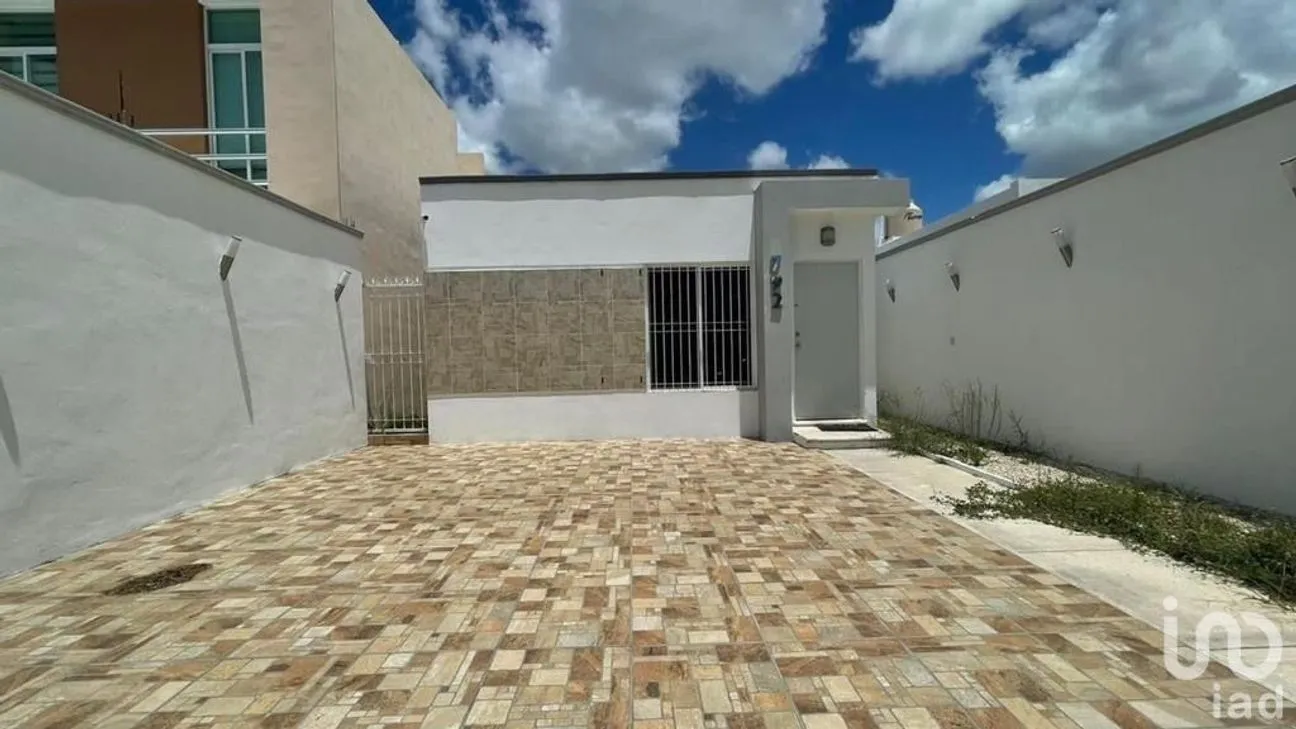 Casa en Venta en Ciudad Caucel, Mérida, Yucatán | NEX-229560 | iad México | Foto 1 de 23