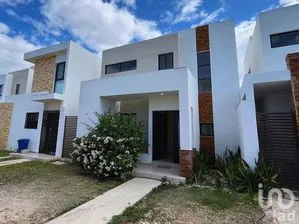 NEX-285239 - Casa en Venta, con 2 recamaras, con 1 baño, con 108 m2 de construcción en Dzityá, CP 97302, Yucatán.
