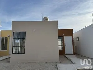 NEX-288830 - Casa en Venta, con 2 recamaras, con 1 baño en Caucel, CP 97314, Yucatán.