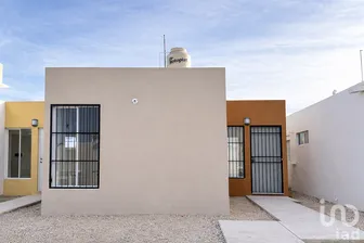 NEX-294576 - Casa en Venta, con 2 recamaras, con 1 baño en Caucel, CP 97314, Yucatán.
