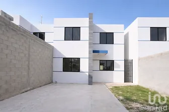 NEX-297004 - Casa en Venta, con 2 recamaras, con 2 baños, con 101 m2 de construcción.