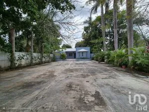 NEX-299079 - Casa en Venta, con 3 recamaras, con 4 baños, con 186.95 m2 de construcción.