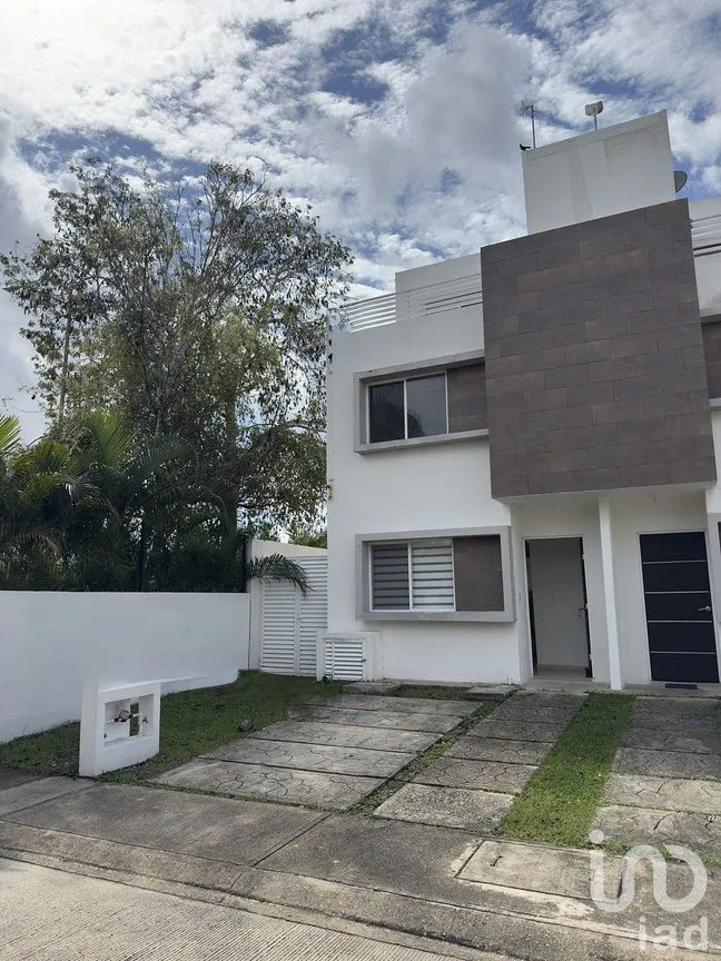 Casa en Venta en Jardines del Sur, Benito Juárez, Quintana Roo | NEX-292395 | iad México | Foto 2 de 30