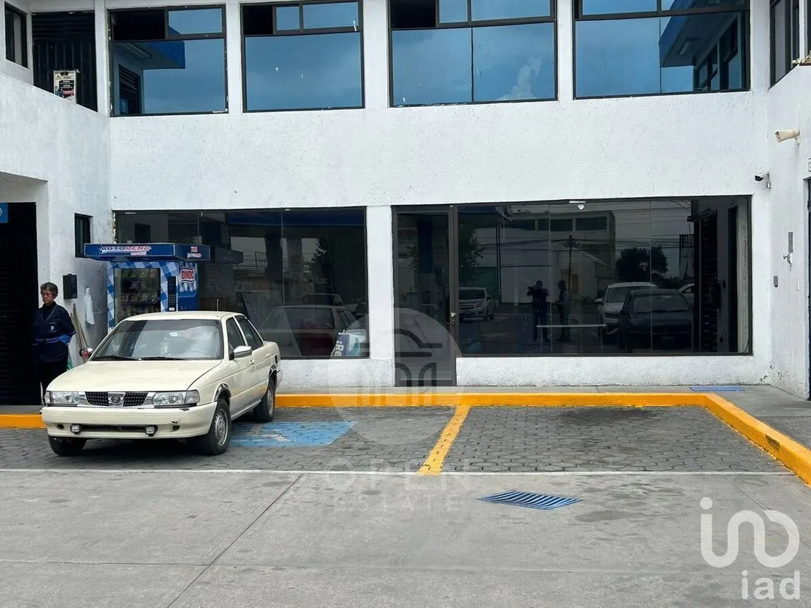 Local en Renta en San Pedro Totoltepec, Toluca, Estado De México | NEX-229835 | iad México | Foto 3 de 18