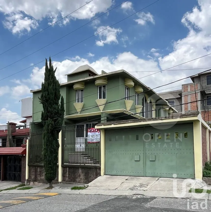 Casa en Venta en Lomas Lindas II Sección, Atizapán de Zaragoza, Estado de México | NEX-269693 | iad México | Foto 1 de 29