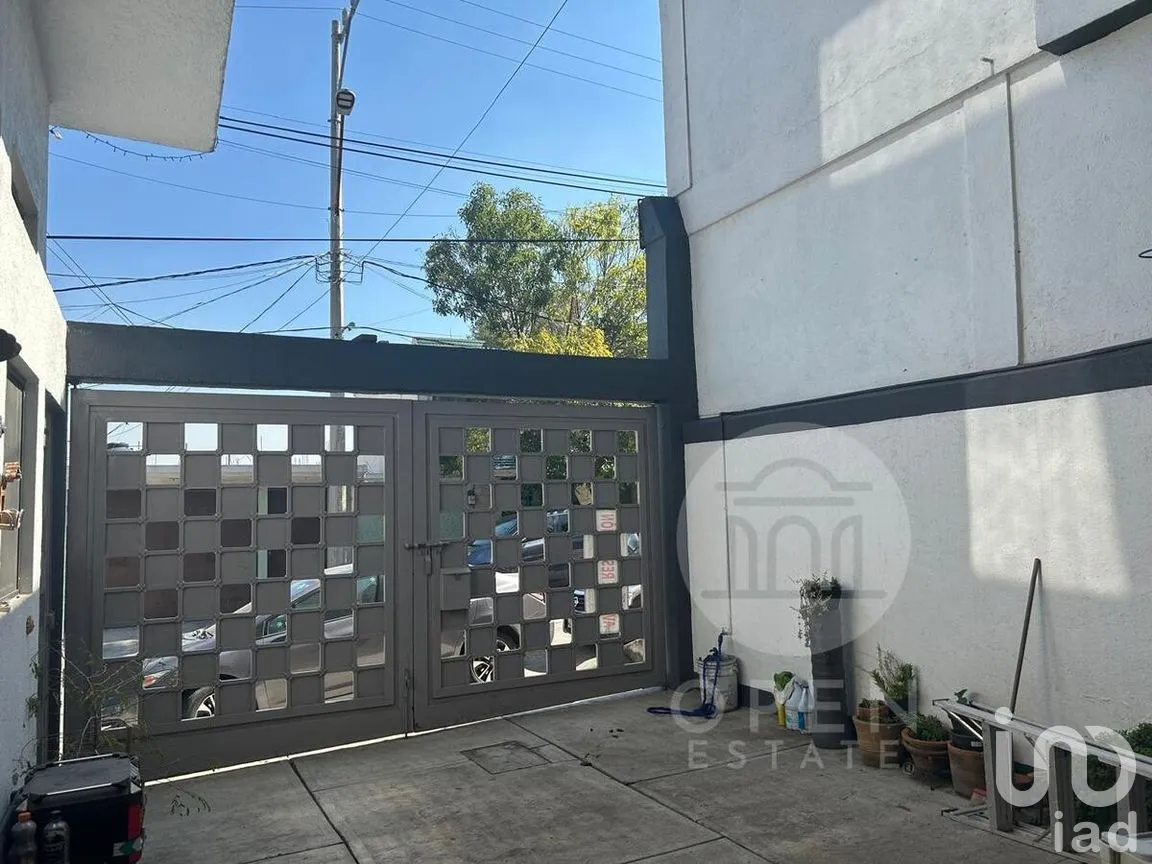 Casa en Venta en Lomas de Valle Dorado, Tlalnepantla de Baz, Estado de México | NEX-269709 | iad México | Foto 2 de 29