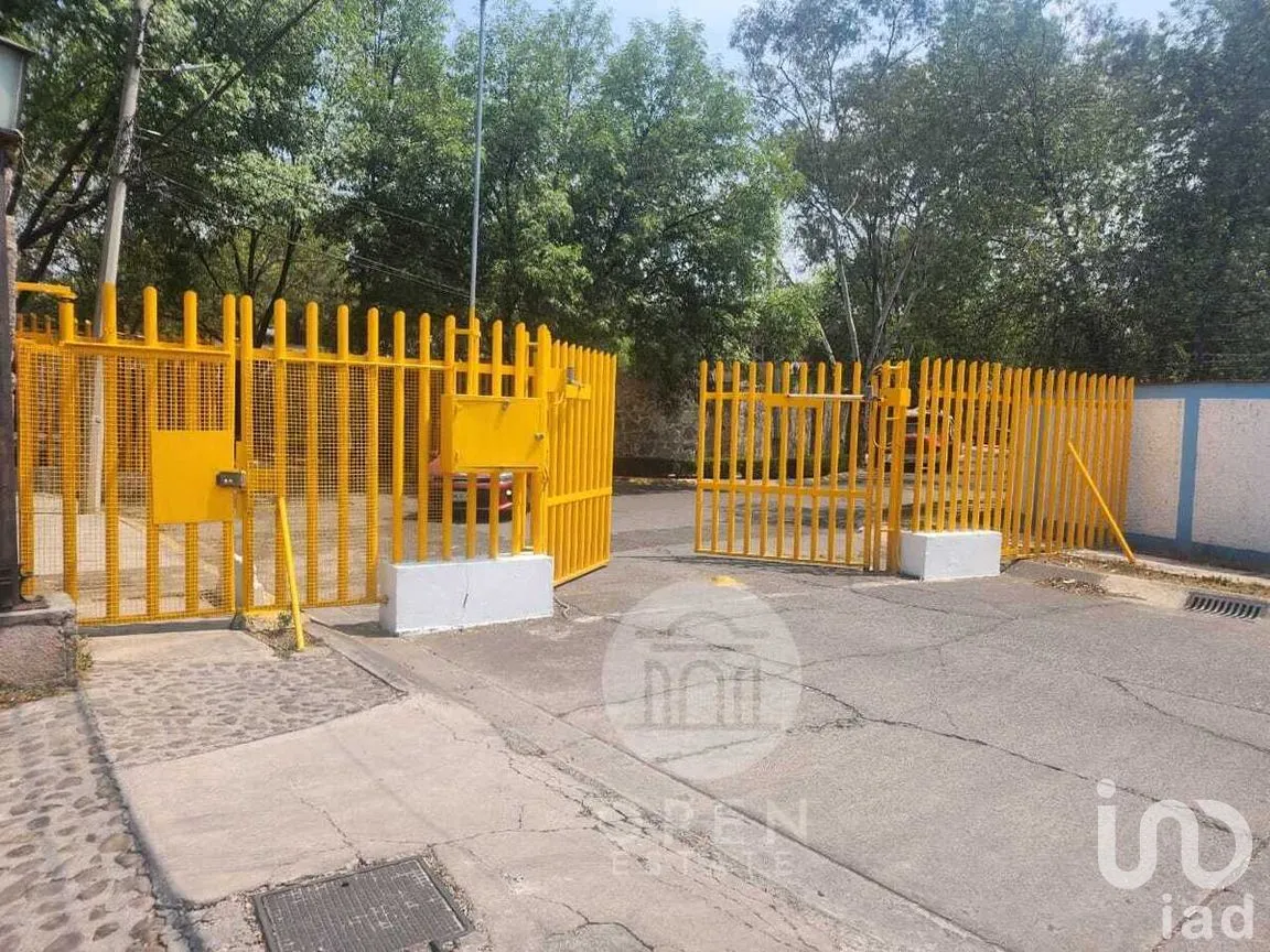 Casa en Venta en Las Arboledas, Atizapán de Zaragoza, Estado de México | NEX-272067 | iad México | Foto 2 de 48