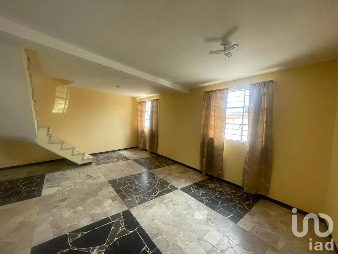Casa en Venta en Prof. Cristóbal Higuera Ampliación, Atizapán de Zaragoza, Estado de México | NEX-273490 | iad México | Foto 2 de 27