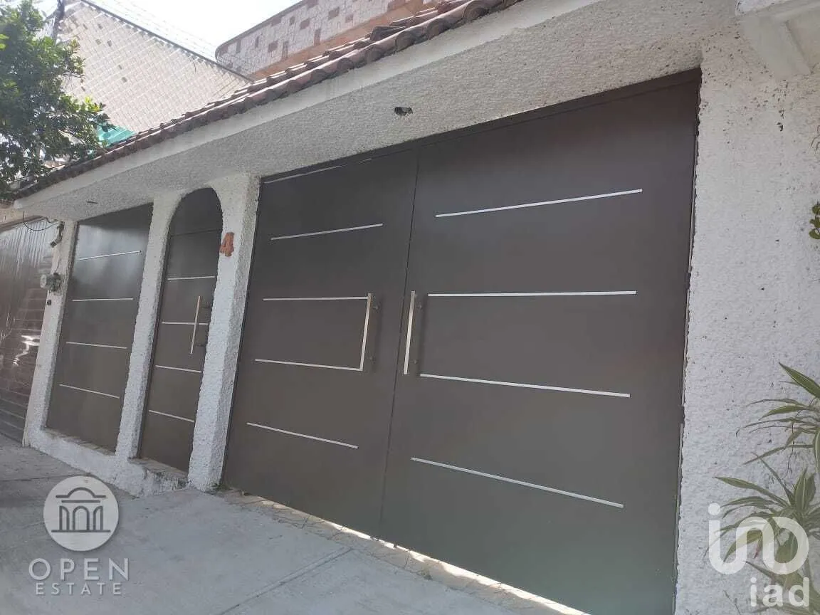 Casa en Venta en Solidaridad Nacional, Gustavo A. Madero, Ciudad de México | NEX-274469 | iad México | Foto 2 de 38