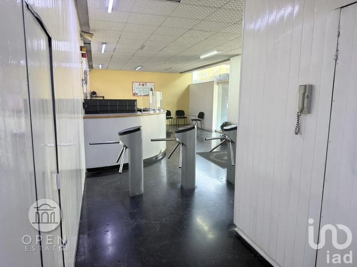 Oficina en Venta en San Lucas Tepetlacalco, Tlalnepantla de Baz, Estado de México | NEX-279779 | iad México | Foto 3 de 26