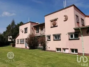 NEX-284679 - Casa en Venta, con 3 recamaras, con 5 baños, con 735 m2 de construcción en Rinconada de Tecaxic, CP 51355, Estado de México.