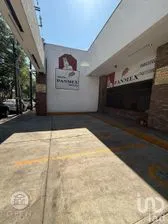 NEX-298240 - Local en Renta, con 240 m2 de construcción.