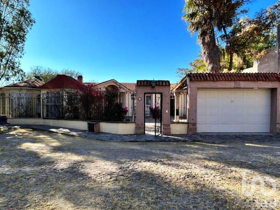 Casa en Venta en Villa de los Frailes, San Miguel de Allende, Guanajuato | NEX-270068 | iad México | Foto 1 de 31