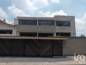 NEX-227798 - Casa en Venta, con 4 recamaras, con 4 baños, con 800 m2 de construcción en Parque del Pedregal, CP 14010, Ciudad de México.