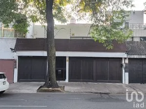 NEX-247326 - Casa en Renta, con 3 recamaras, con 2 baños, con 314 m2 de construcción en Paseos de Taxqueña, CP 04250, Ciudad de México.