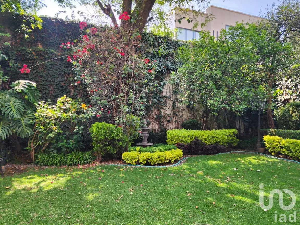Casa en Venta en Lomas de Tecamachalco Sección Cumbres, Huixquilucan, México | NEX-261164 | iad México | Foto 9 de 27