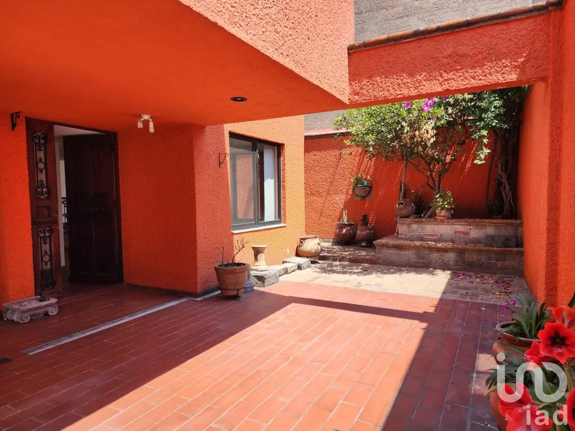 Casa en Renta en Cuadrante de San Francisco, Coyoacán, Ciudad de México | NEX-293229 | iad México | Foto 2 de 22