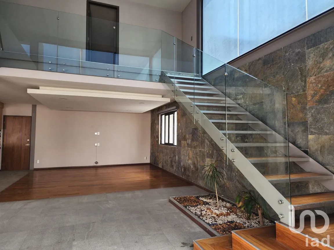 Casa en Venta en Ciudad Satélite, Naucalpan de Juárez, México | NEX-305520 | iad México | Foto 3 de 25