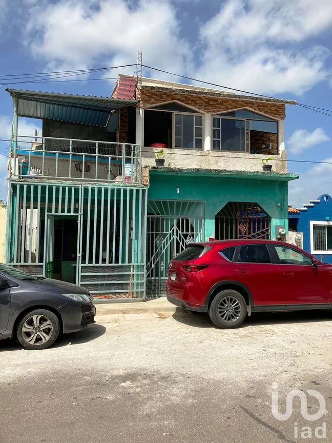 Casa en Venta en Reparto las Granjas, Kanasín, Yucatán | NEX-149516 | iad México | Foto 1 de 40