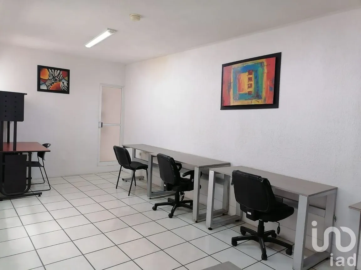 Oficina en Renta en Maria Esther, Xalapa, Veracruz de Ignacio de la Llave | NEX-150760 | iad México | Foto 1 de 10