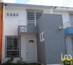 NEX-155379 - Casa en Venta, con 3 recamaras, con 2 baños, con 76 m2 de construcción en Lucas Martín, CP 91103, Veracruz de Ignacio de la Llave.