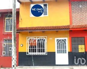 NEX-157850 - Casa en Venta, con 3 recamaras, con 1 baño, con 65 m2 de construcción en 2 de Abril, CP 91559, Veracruz de Ignacio de la Llave.