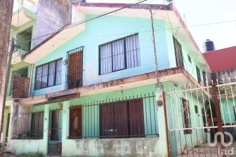 NEX-164696 - Casa en Venta, con 4 recamaras, con 2 baños, con 145 m2 de construcción en José Vasconcelos, CP 91106, Veracruz de Ignacio de la Llave.