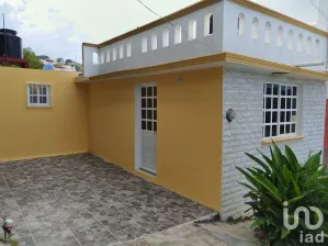 NEX-179421 - Casa en Venta, con 2 recamaras, con 1 baño, con 95 m2 de construcción en Santa Rosa, CP 91095, Veracruz de Ignacio de la Llave.