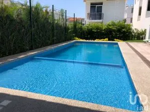 NEX-165202 - Casa en Venta, con 2 recamaras, con 1 baño, con 51 m2 de construcción en Ixtapa Centro, CP 48280, Jalisco.