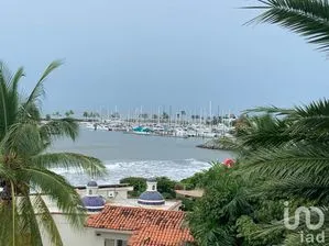 NEX-191001 - Casa en Renta, con 3 recamaras, con 3 baños, con 250 m2 de construcción en Cruz de Huanacaxtle, CP 63734, Nayarit.