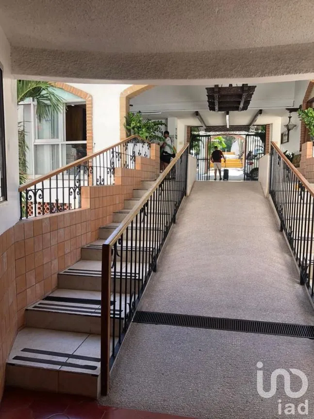 Departamento en Renta en Zona Hotelera Sur, Puerto Vallarta, Jalisco | NEX-193786 | iad México | Foto 3 de 37