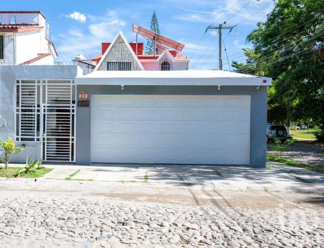 Casa en Venta en Los Sauces, Puerto Vallarta, Jalisco | NEX-249428 | iad México | Foto 1 de 9