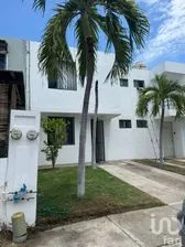 NEX-260912 - Casa en Renta, con 3 recamaras, con 3 baños, con 89 m2 de construcción en Terralta, CP 63732, Nayarit.