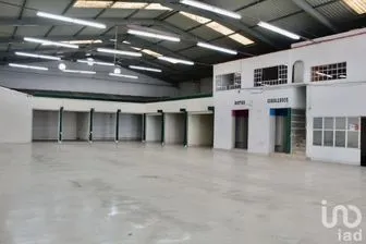 NEX-199176 - Bodega en Renta, con 3 recamaras, con 2 baños, con 676 m2 de construcción en Del Villar, CP 43604, Hidalgo.