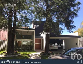 NEX-266826 - Casa en Renta, con 3 recamaras, con 4 baños, con 432 m2 de construcción.