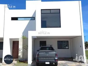 NEX-267119 - Casa en Venta, con 3 recamaras, con 2 baños, con 170 m2 de construcción.