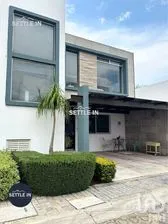 NEX-267639 - Casa en Renta, con 3 recamaras, con 2 baños.