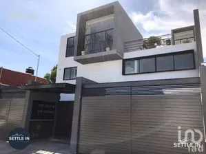 NEX-275594 - Departamento en Renta, con 2 recamaras, con 2 baños, con 90 m2 de construcción.