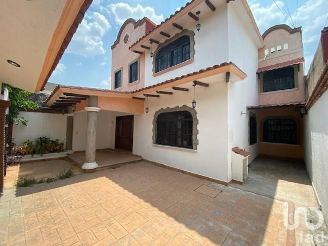 Casa en Venta en Privada Boulevares, Tuxtla Gutiérrez, Chiapas | NEX-231955 | iad México | Foto 1 de 31