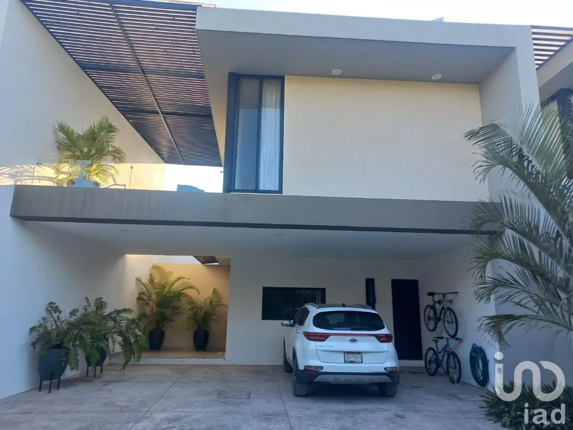 Casa en Venta en Temozon Norte, Mérida, Yucatán | NEX-231051 | iad México | Foto 1 de 20