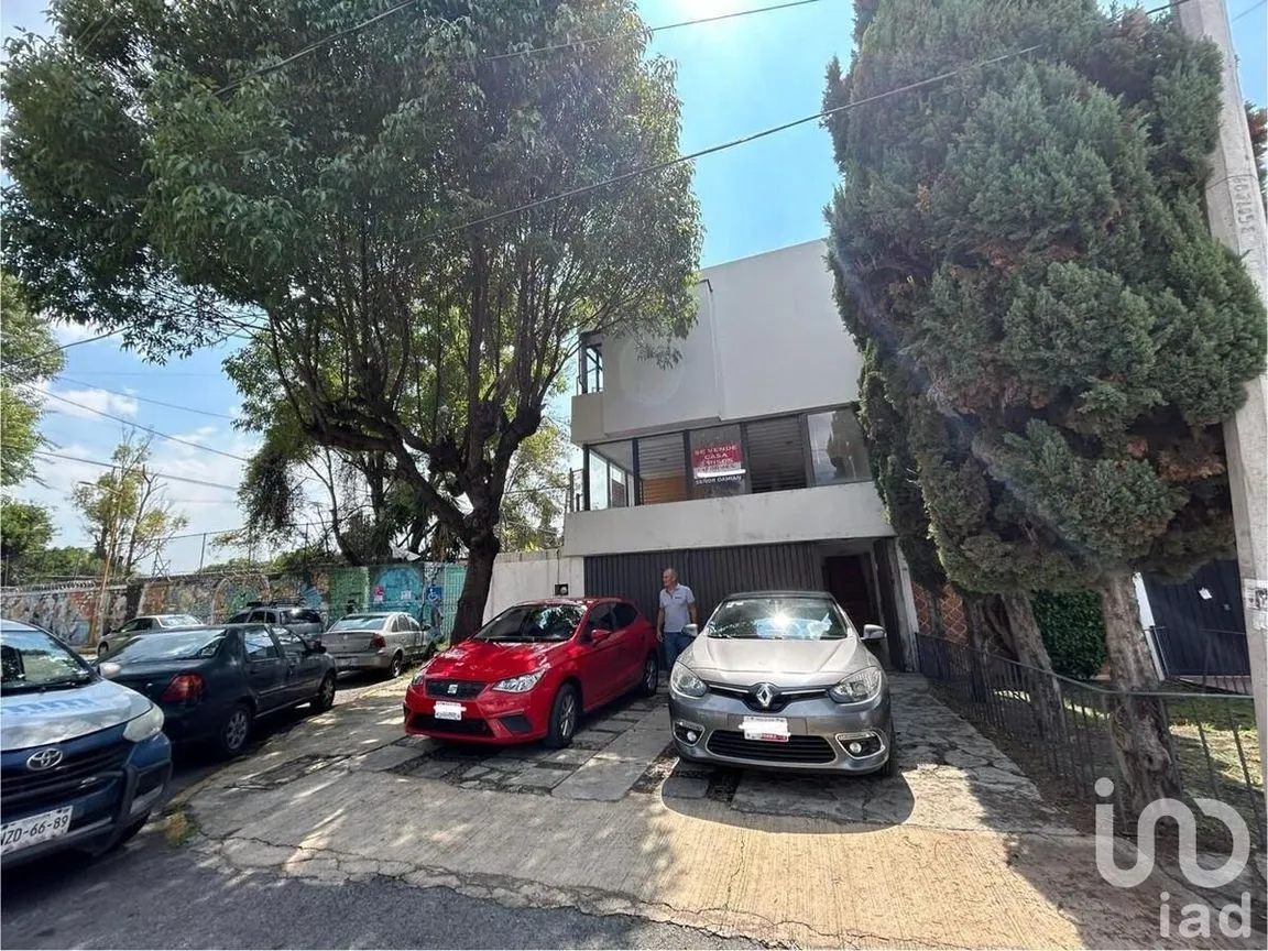 Casa en Venta en Unidad Modelo, Iztapalapa, Ciudad de México | NEX-227790 | iad México | Foto 2 de 36