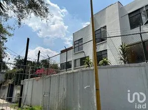 NEX-227790 - Casa en Venta, con 3 recamaras, con 4 baños, con 280 m2 de construcción en Unidad Modelo, CP 09089, Ciudad de México.