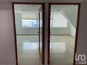 NEX-300619 - Oficina en Renta, con 40 m2 de construcción.
