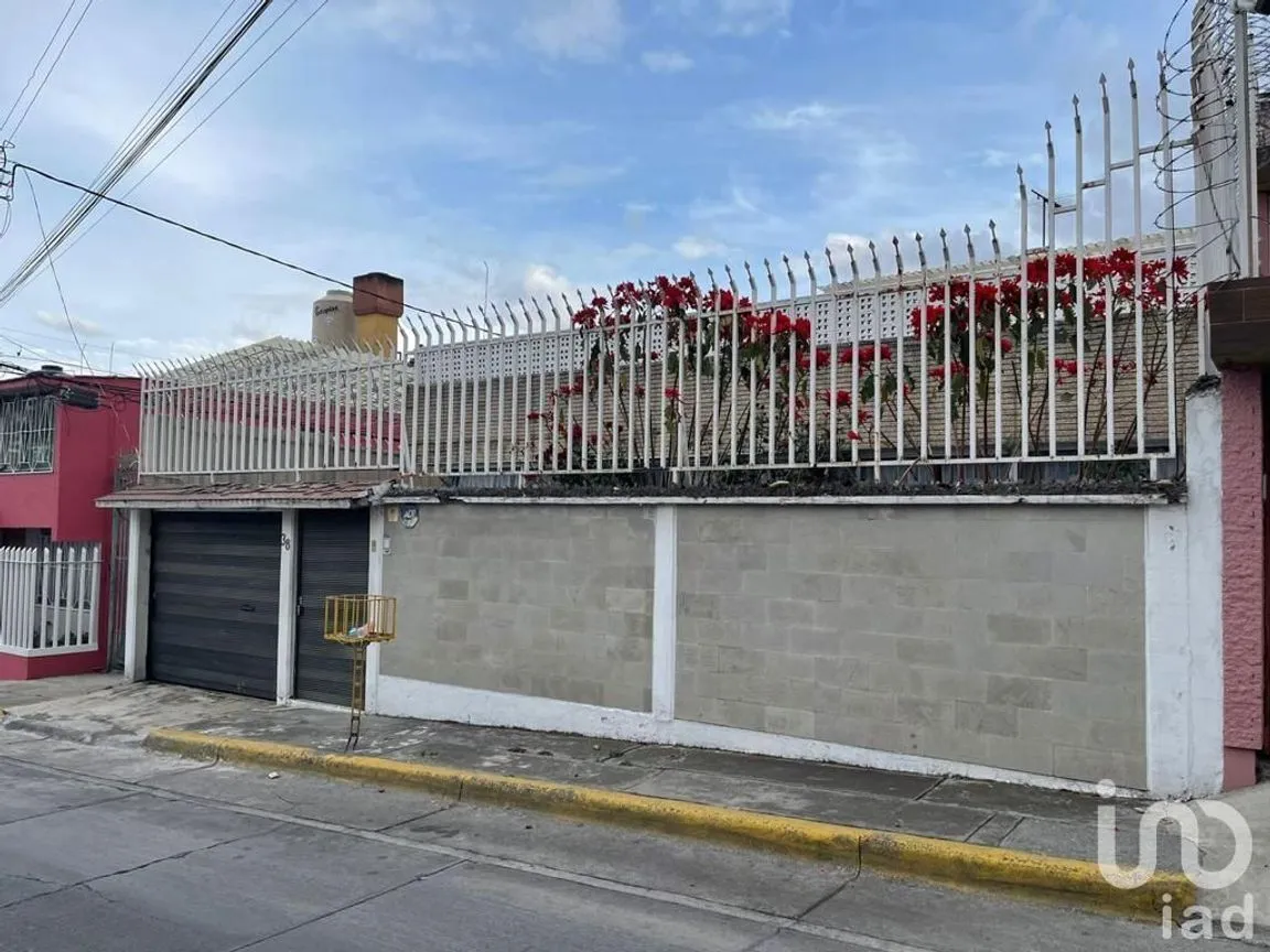 Casa en Venta en Ciudad Satélite, Naucalpan de Juárez, México | NEX-105242 | iad México | Foto 1 de 7