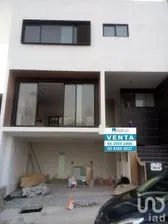 NEX-202219 - Casa en Venta, con 3 recamaras, con 2 baños, con 250 m2 de construcción en Residencial Lago Esmeralda, CP 52989, Estado De México.