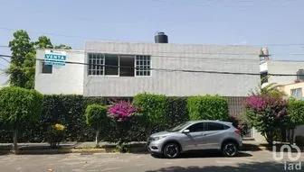 NEX-202581 - Casa en Venta, con 3 recamaras, con 2 baños, con 213 m2 de construcción en Boulevares, CP 53140, Estado De México.