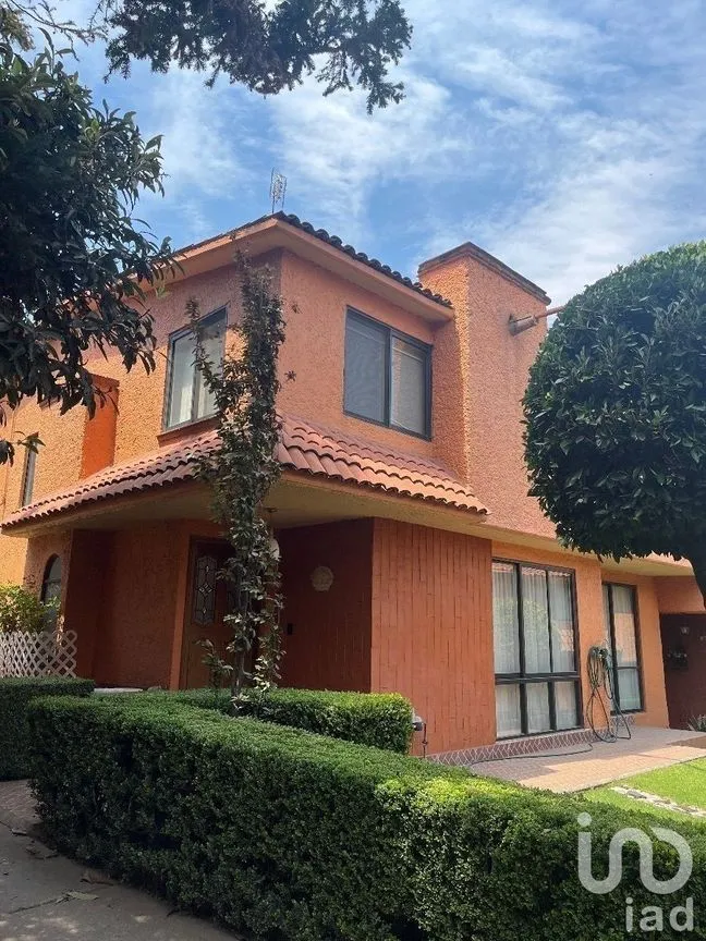 Casa en Venta en Lomas de Vista Hermosa, Cuajimalpa de Morelos, Ciudad de México | NEX-228209 | iad México | Foto 2 de 49