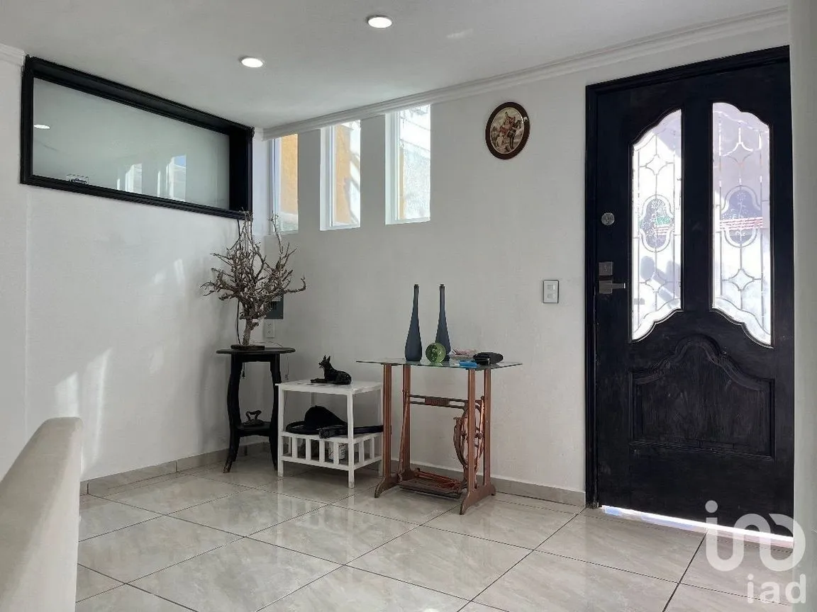 Casa en Venta en La Asunción, Metepec, Estado De México | NEX-228210 | iad México | Foto 2 de 50